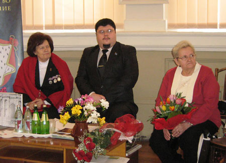 Під час презентації, зліва-направо: О.Ф. Ботушанська, А.А. Горчаков, Г.І. Єфимова
